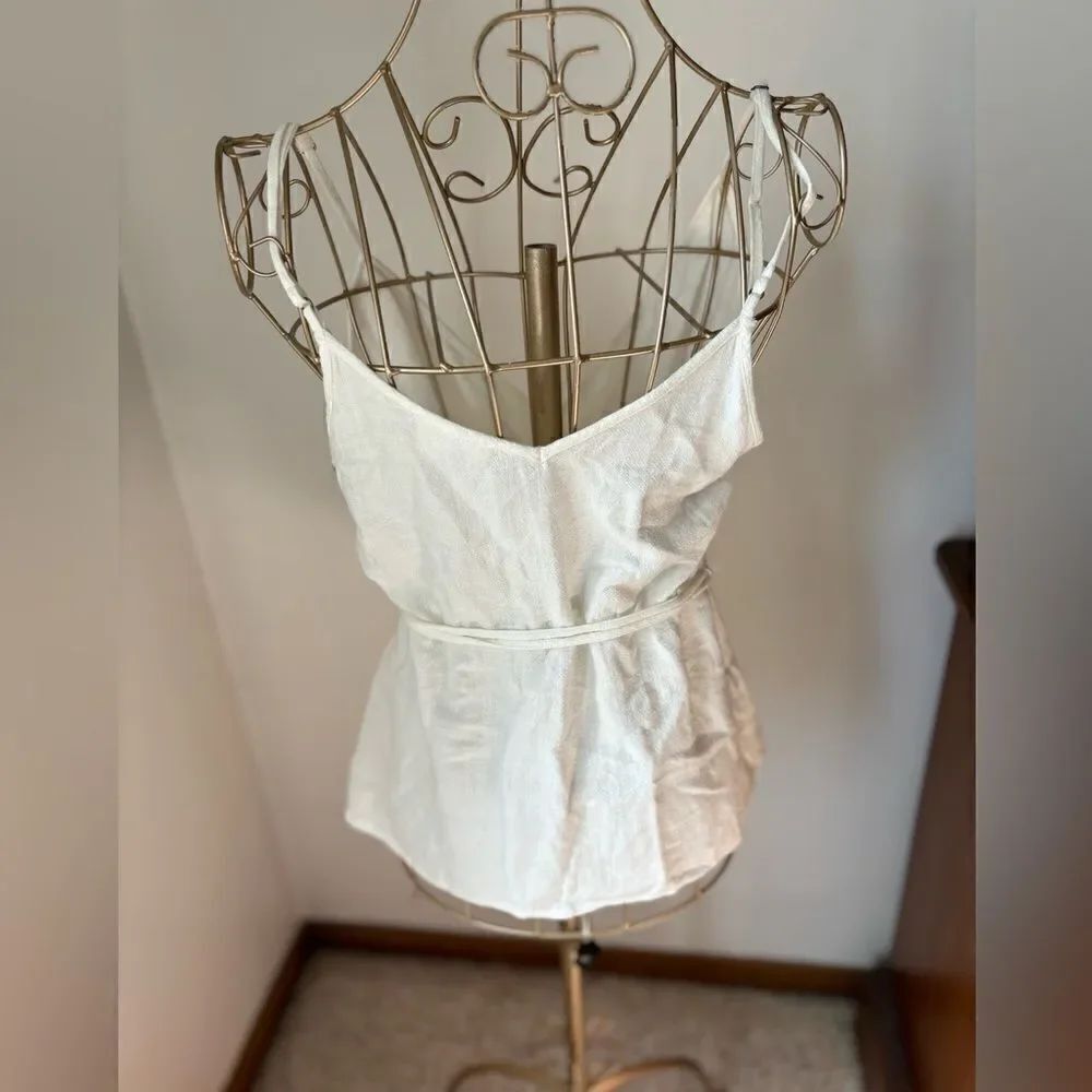 NWT Treasure & Bond Linen Blend Wrap Top White Size XS new with tags - Picture 10 of 11
